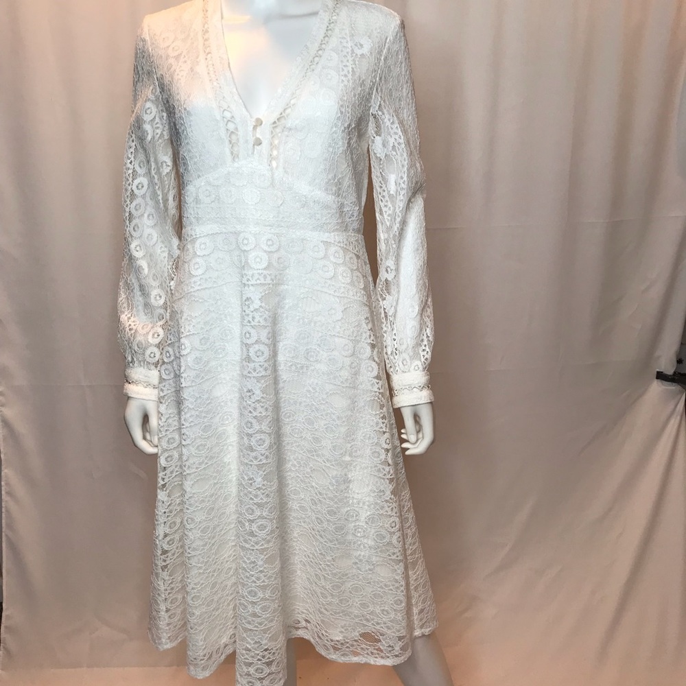 TOPSHOP WHITE LACE DRESS